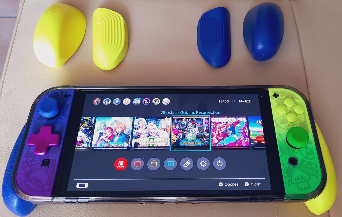 sonicpulsar's tweet photo. Let’s see what’s was inside the box! Really happy with this all-out Splatoon 3 theme ;) #Skullnco #Gripcase #Splatoon3 #NintendoSwitchOLED @skullnco https://t.co/HB4YRT3olS