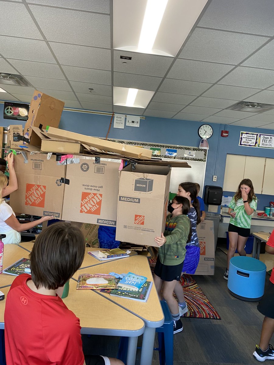 KnophsKids's tweet photo. The arcade continues to take shape!  #cainesarcade #knophskids https://t.co/dNjQyEAhiE