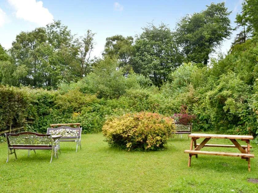 TheHolidayCots's tweet photo. Just a 5-minute walk from Anglesey Beach and the coastal path is Llys Y Craig self-catering accommodation.
🛌Sleeps 1-12
https://t.co/fObWy9PVfl
#Pentraeth #Anglesey #SelfCatering #Spacious #Groups #FamilyFriendly #AngleseyBeach #CoastalPath #Features #Victorian #Tranquil https://t.co/gYuTzYPU4h
