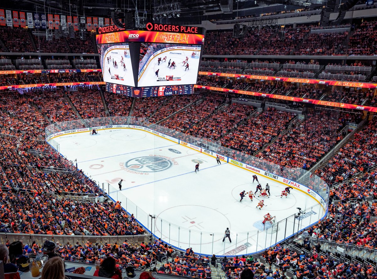 RogersPlace's tweet photo. Today we're celebrating the SIXTH anniversary of the opening of #RogersPlace!! 🥳🎊

Here's a quick look back at a spectacular year in the building that saw the return of live music, an awesome @edmontonoilers playoff run and an @edmoilkings championship!! https://t.co/Mq4BuynXWv