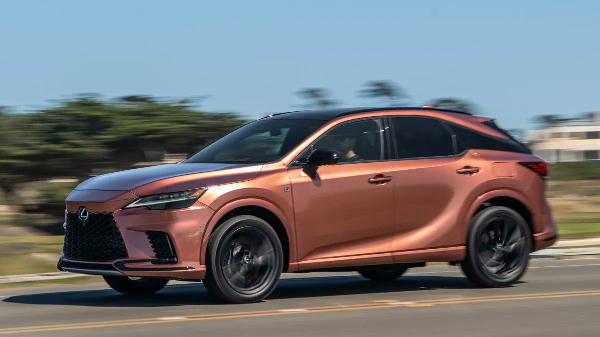 LexusiaNews's tweet image. More Lexus F Sport performance models on the way.
#Lexus #LexusF #LexusFSport
buff.ly/3KTzfJK