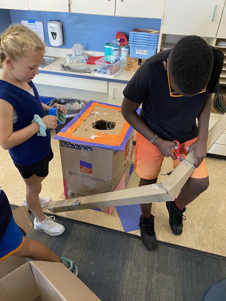 KnophsKids's tweet photo. The arcade continues to take shape!  #cainesarcade #knophskids https://t.co/KCvbWhtW8f