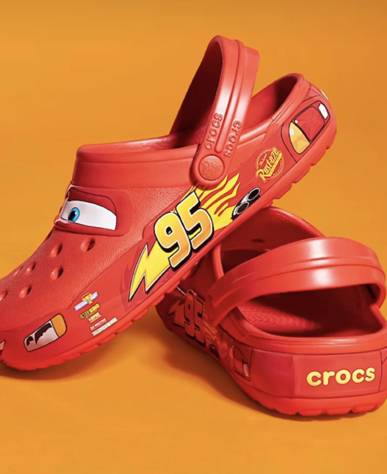 Adult lighting mcqueen crocs hotsell