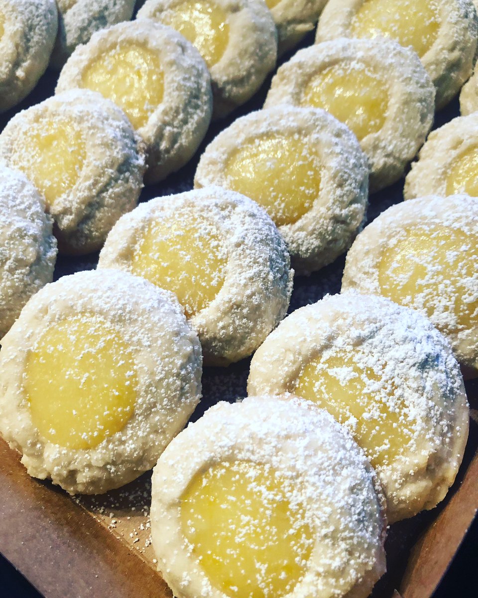 BerryingHatchet's tweet photo. Like pretty little maids all in a row… nothing screams summer like this tart Lemon Curd Shortbread Thumbprint Cookies. Perfectly paired with ice tea, juice or a glass of champagne! https://t.co/FgSRQHktRt
