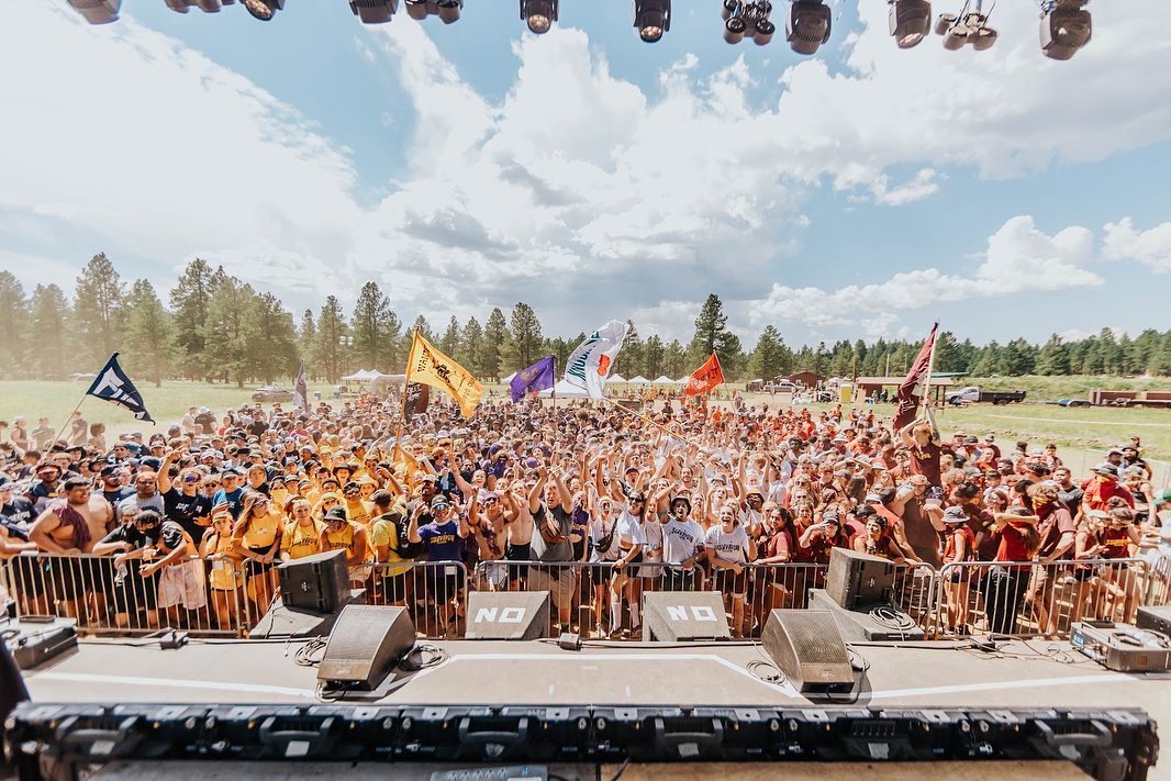 BrianSmithSr's tweet photo. π² Survivor Weekend 2022! π²
10,000 Meals Served π½
1500 Students & Survivalists πͺπΌ
160 Acre Camp Site π
20 College Campuses π
8 Tribes π
1 Trophy π
Β
Thanks everyone who helped make Survivor possible!Β
Congrats to the West Tribe for winning the Romo Cup!Β
#SurvivorWeekend https://t.co/SAEOQRcsW3