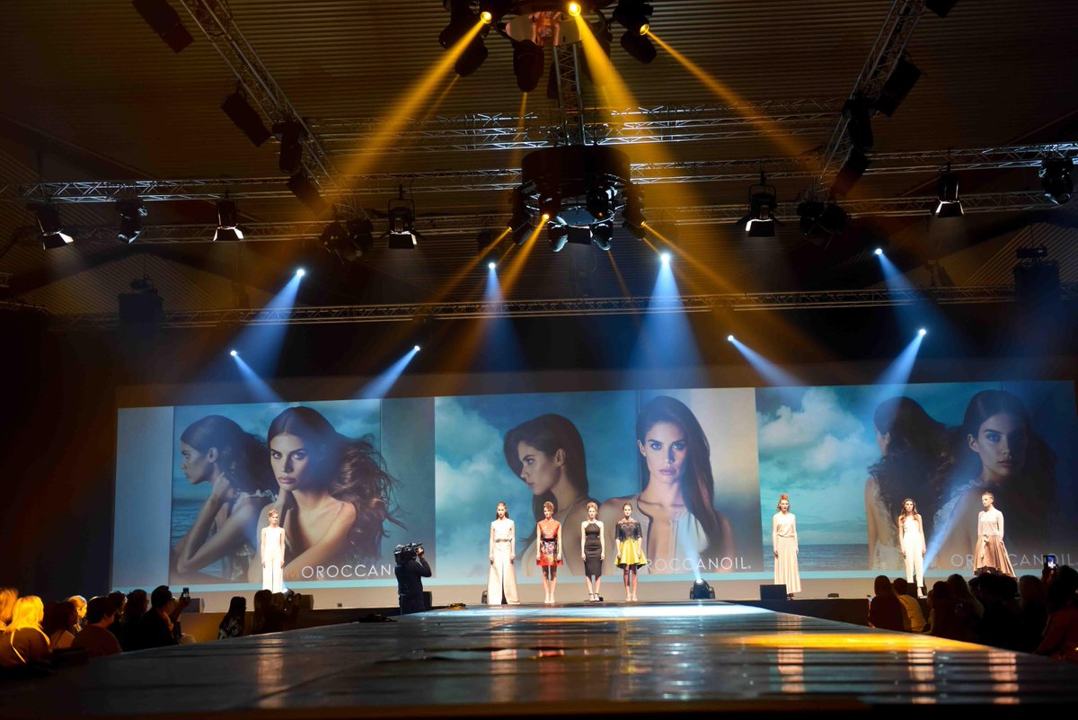 HairProjectXpo's tweet photo. Koop jouw ticket tijdig aan om deel uit te maken van hét kappersevent van het jaar! Ontmoet er 100 toonaangevende leveranciers uit de kappersbranche en spot de laatste trends! 

https://t.co/qY3DXhTMbo https://t.co/YM1CBNVQlL
