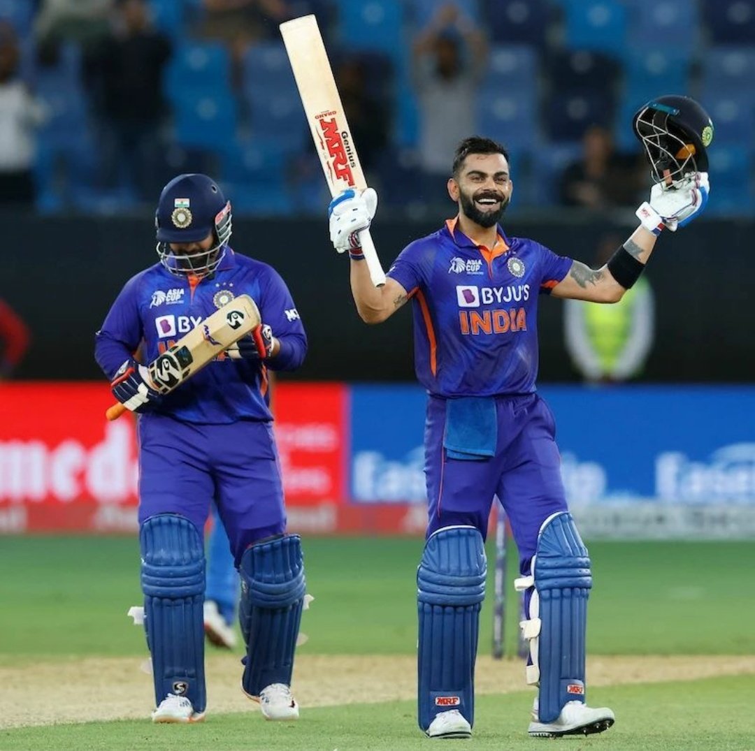 Nautonetweets's tweet photo. Hey @alexa99, Play "Naayagan meendum vara, Ettuthikkum bayam dhane" 👑

#ViratKohli𓃵 #GOAT𓃵 #INDvsAFG https://t.co/u5woGGRJmY