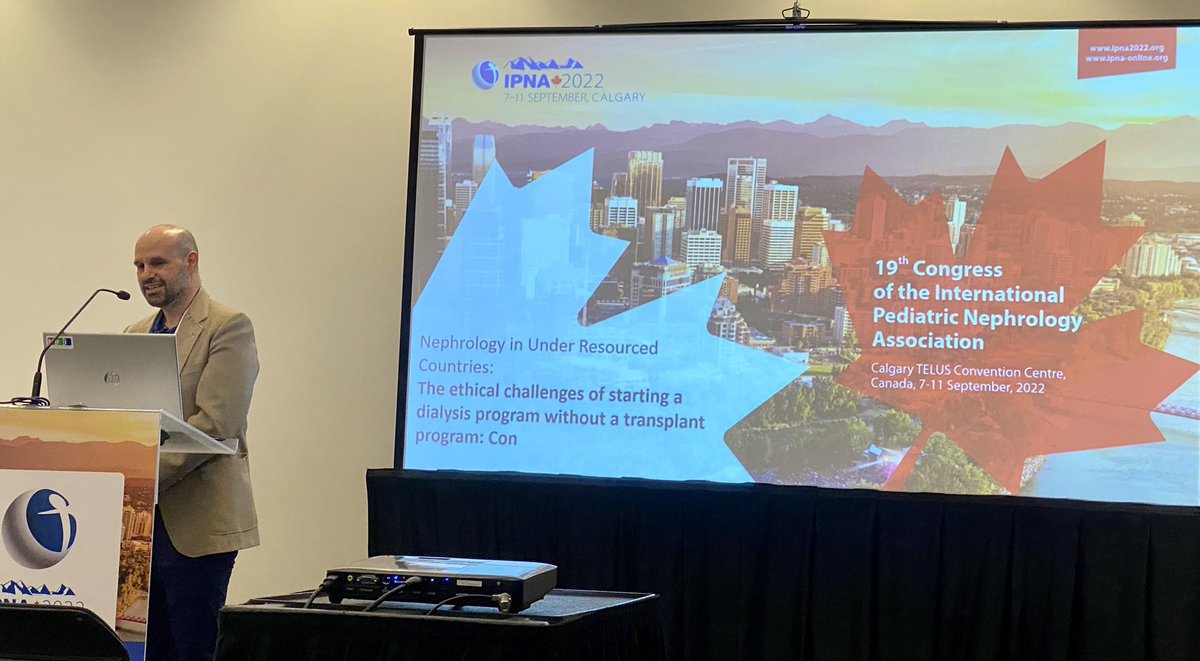 catochita's tweet photo. #DrMichaelFreeman ethicist expert from #Pennsylvania #USA 🇺🇸 outlining the challenges for a #DialysisProgram without a #TransplantProgram
“It is hard to ask for resources, to governments since dialysis is expensive, and they claim #utilitarism”
#UnderesourcedCountries #IPNA2022 https://t.co/INLZVezR6y