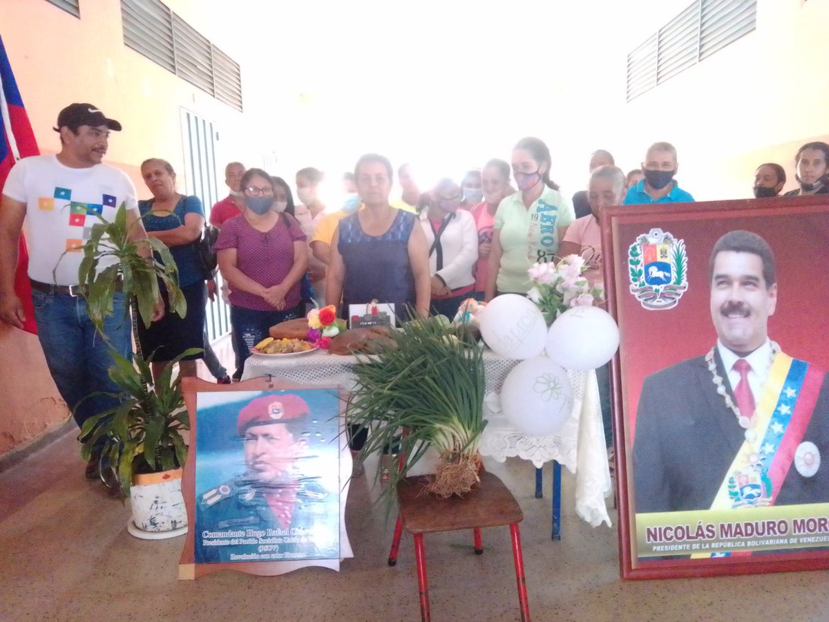 CAeb2020's tweet photo. Desde el Municipio AEB Encuentro de Saberes de las casas de Alimentación en el 19 Aniversario de funda proal 
@maduro_en 
@Conelmazodando4 
@Psuv_Lara_ 
@clapoficial1 https://t.co/8CwCFi5bD2