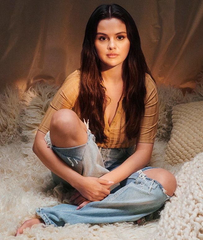 GomezSource's tweet photo. “Selena Gomez: My Mind and Me”

A documentary coming soon to Apple TV https://t.co/VJVAK3gYmO