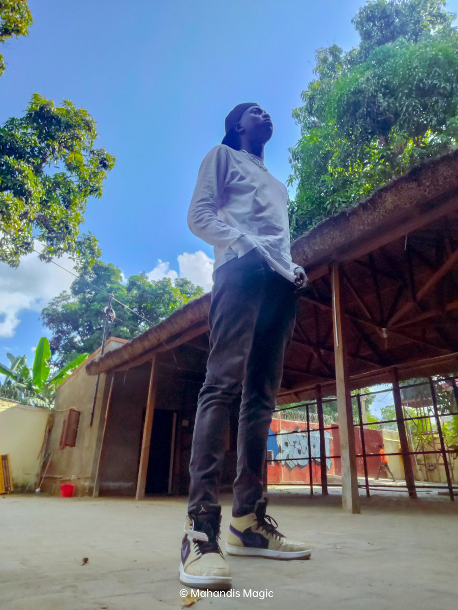 MabotoMotivate1's tweet photo. Success is a sum of small efforts repeated everyday!
#SmallBoyBigGod
#HeavensGate
#SSOT https://t.co/DeL5kFjrJc