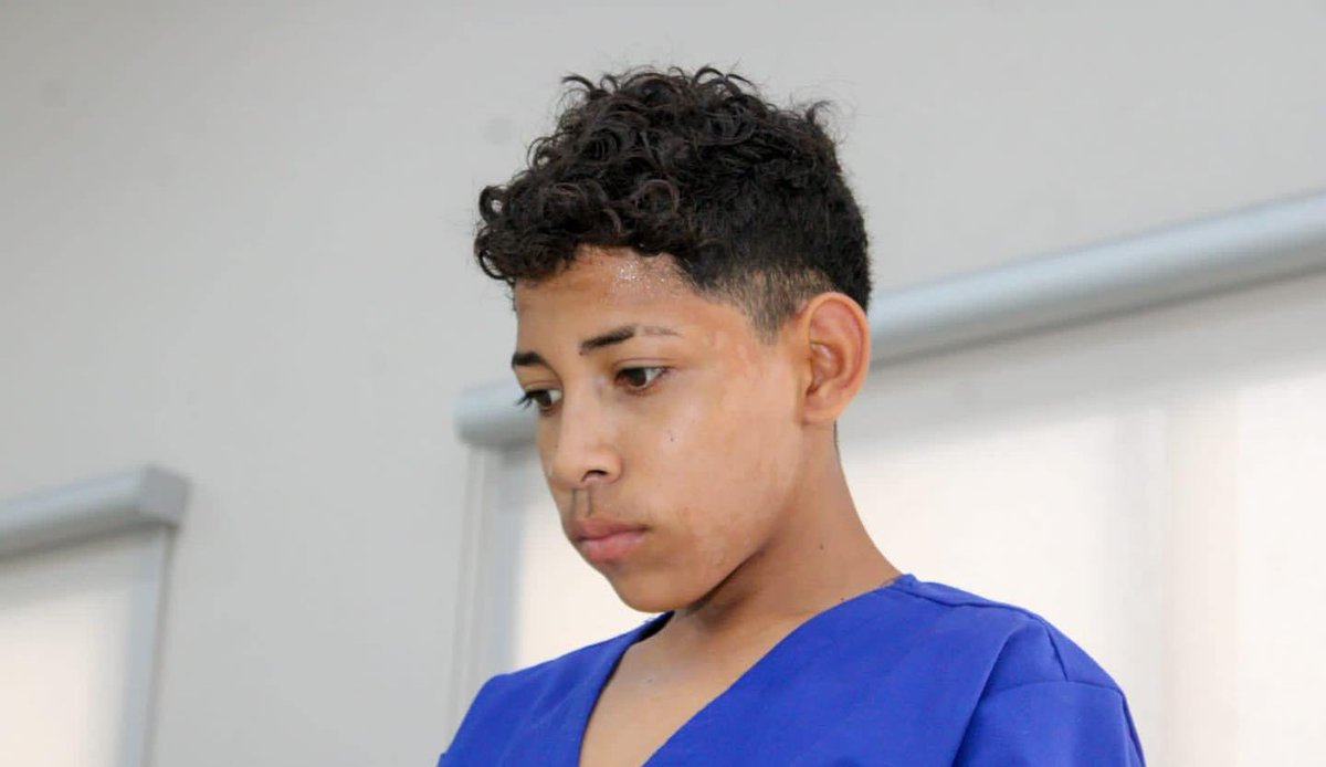 UNOLiveNic's tweet photo. Niñas de Ciudad Belén fueron estranguladas y golpeadas por sus verdugos

Alfredo Antonio Lara Ortiz, de 19 años de edad, Alison Yahosca Salgado Rugama, de 18 y a un adolescente de iniciales A.E.S.R, de 16, son señalados por la Policía como los presuntos autores del crimen. https://t.co/06H5xM6sf4