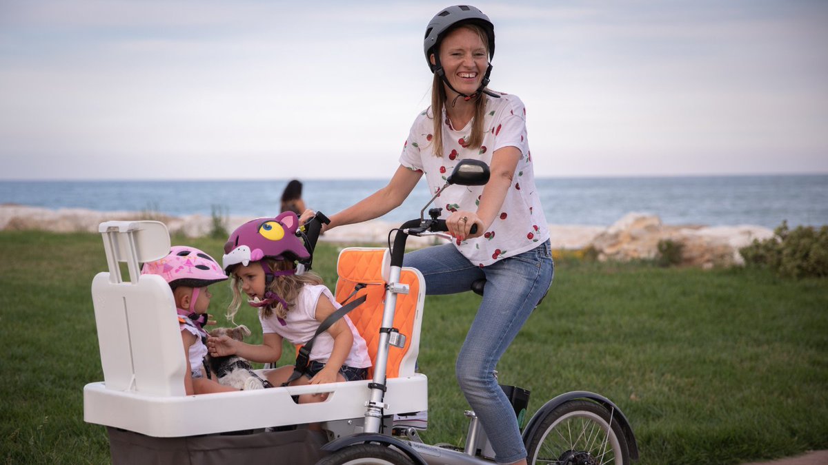 #genitoriefigli #bicipieghevole #bicielettrica #tagabike #tagabikes #cargobikes #cargobike #donnobikes #igogreen #citybike #sanbenedettodeltronto #ciclismo #bici #bicicletta #bicidacarico #bike #bikes #bicicleta #ebike #urbanbike #mamma #mamme #electricbike #ebike #ebikeshop