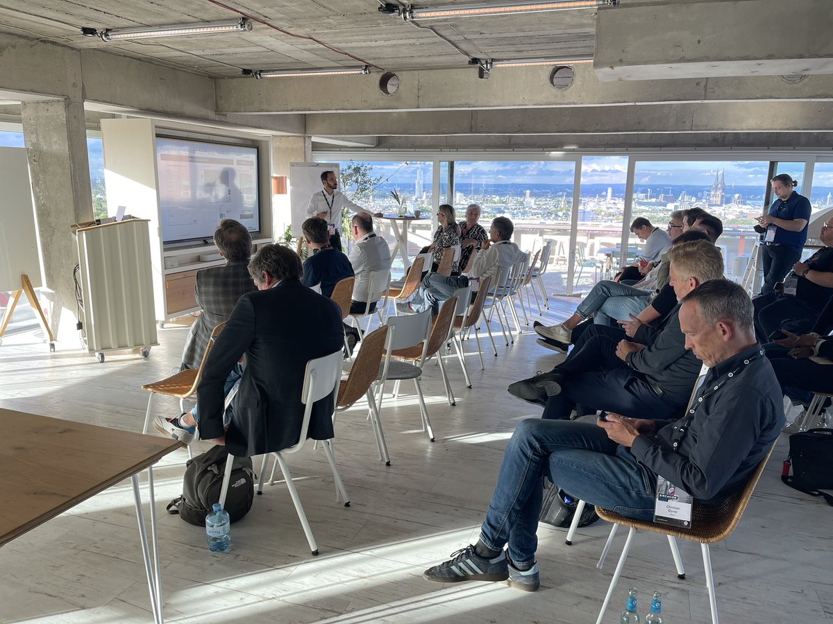 At the first Birchcon by @Ubirch_Trust in Cologne, Germany the Women Hackers Club was selected as their NFT partner. Some visitors can even win a WHC NFT by participating in their KYCT wallet ID solution. 🙌❤️