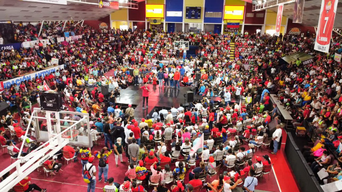 amarcanopsuv's tweet photo. Gracias Propulsores, Jefes y Jefas de Calle, Líderes y Lideresas de Comunidad , Jefes y Jefas de UBCH de nuestro @PartidoPSUV . Vamos ahora con @NicolasMaduro a las victorias por venir para seguir teniendo Patria.
Aquí en Bolívar cumplimos con la tarea de ORGANIZAR, UNIR y SUMAR https://t.co/zmzwSFqylm