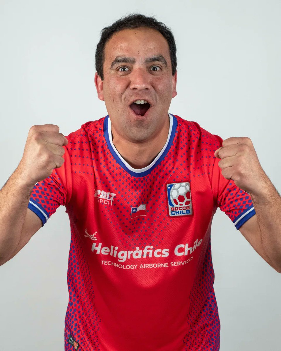 heligrafics's tweet photo. ¡Hoy la selección de fútbol 6 chilena viaja a Budapest! 👏👏

Y el corazón de todo el equipo de @heligrafics está con ellos para desearles 💪💪 éxito en el mundial. https://t.co/FdhPHtgTM8