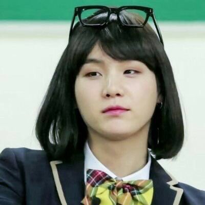 syoogas's tweet photo. it's almost as if they're the same person https://t.co/n2C6cTvdnG