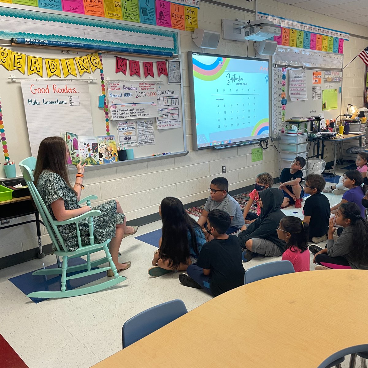 PWCSNews's tweet image. 📚 &quot;The Day You Begin,&quot; by Jacqueline Woodson was at the heart of International #LiteracyDay celebrations at Yorkshire Elementary School! 

Through &quot;One School, One Read,&quot; all students read the same story and participated in activities. 👇