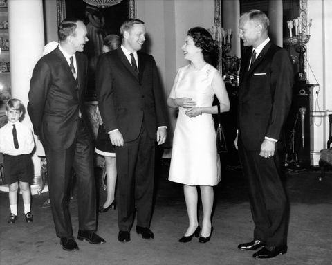 CalderoneLuca's tweet photo. In questo giorno ricordiamo la regina d’Inghilterra Elisabetta II che ha regnato durante un periodo senza precedenti nella storia umana e ha assistito al raggiungimento di grandi traguardi nell’esplorazione spaziale.
#QueenElizabeth #QueenElizabethII #RoyalFamily https://t.co/ubmCQ59QVg