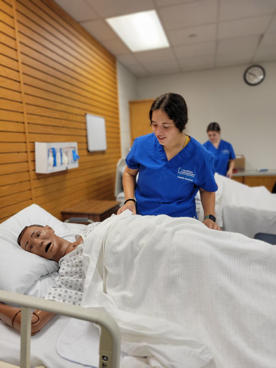 CBAdvancement's tweet photo. CNA Students working hard in the Skills lab. Practicing safely on manikins before they head to Clinical and do hands on patient care is a valuable learning tool.@CBCommSchools
@vickiemurillo
#AchieveMore #DiplomaPlus
#MoreWaysToSucceed
#MoreOpportunities
#PlusOnePathways https://t.co/uU6a22e3Zf