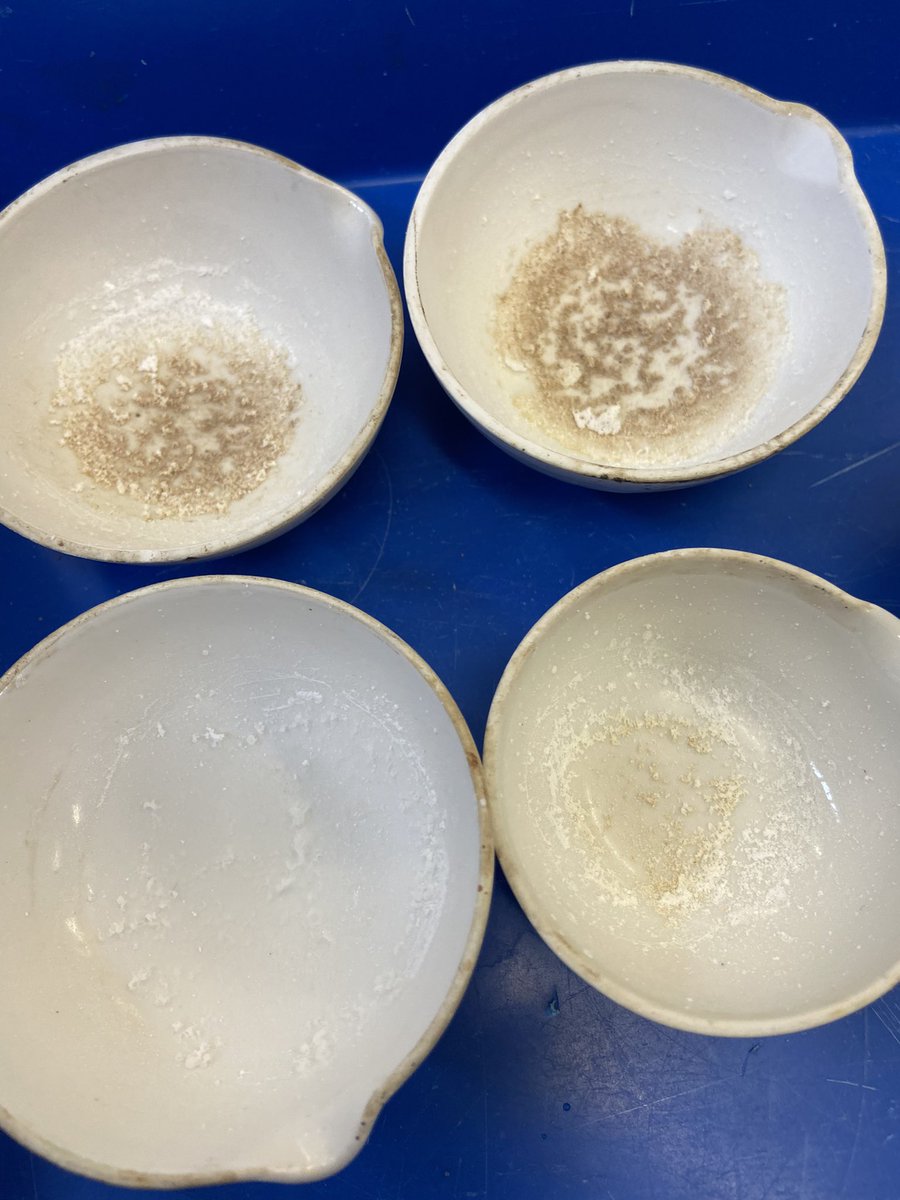 Year 7 <a href="/CastleNewnham/">Castle Newnham</a> have started their practical lessons with making salt crystals 🧪