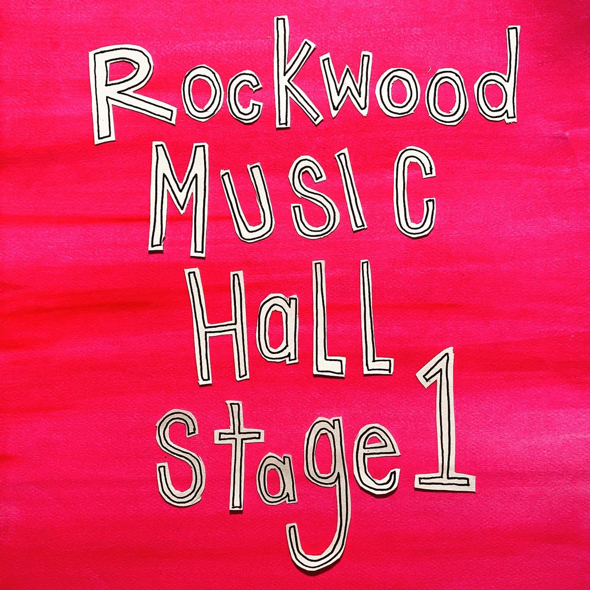 HannahCranton's tweet photo. TONIGHT!!! First live show in three years @RockwoodNYC 6pm (Stage One) #NYC #livemusic #freenyc #singersongwriter #indiefolk #folkshow https://t.co/H6trGzoRiu