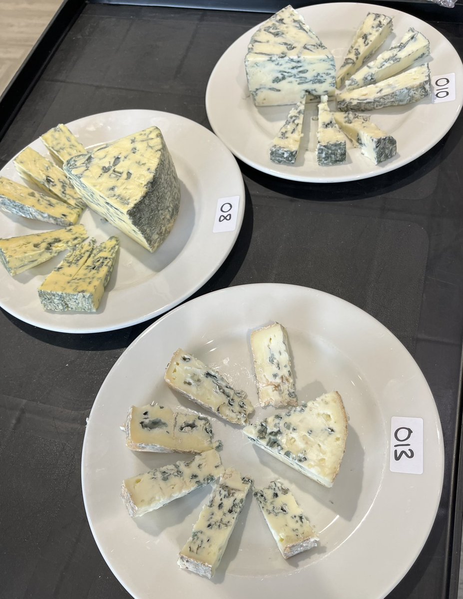 Had two fabulous days, Tues &amp; Wed, in Harrogate tasting lots of products from the White Rose county <a href="/local_food/">Deliciously Yorkshire</a> Obviously pies &amp; cheese were much in evidence! Thank you to my fellow judges for making it tasty fun 👏 <a href="/britishfood/">Elaine Lemm</a> <a href="/stephaniejmoon/">Steph Moon</a> <a href="/Jono01642/">Jon Appleby</a> <a href="/beerbuyer/">John Gill</a> <a href="/CarlaLMills/">Carla mills</a>