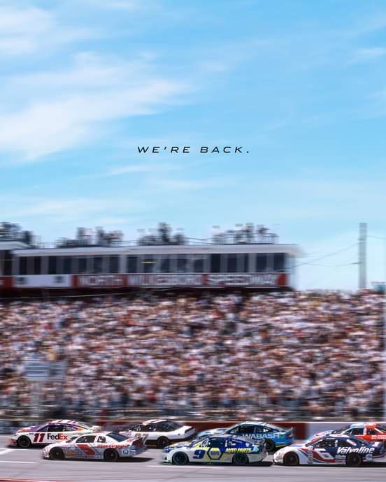 Salute <a href="/DaleJr/">Dale Earnhardt Jr.</a> for being a ambassador to the sport of racing &amp; never forgetting your roots and passion for it. You are such a class act and I believe in my ❤ Sr. would be so proud of the man you've grown into 
#NASCAR #RaceTrackRevival