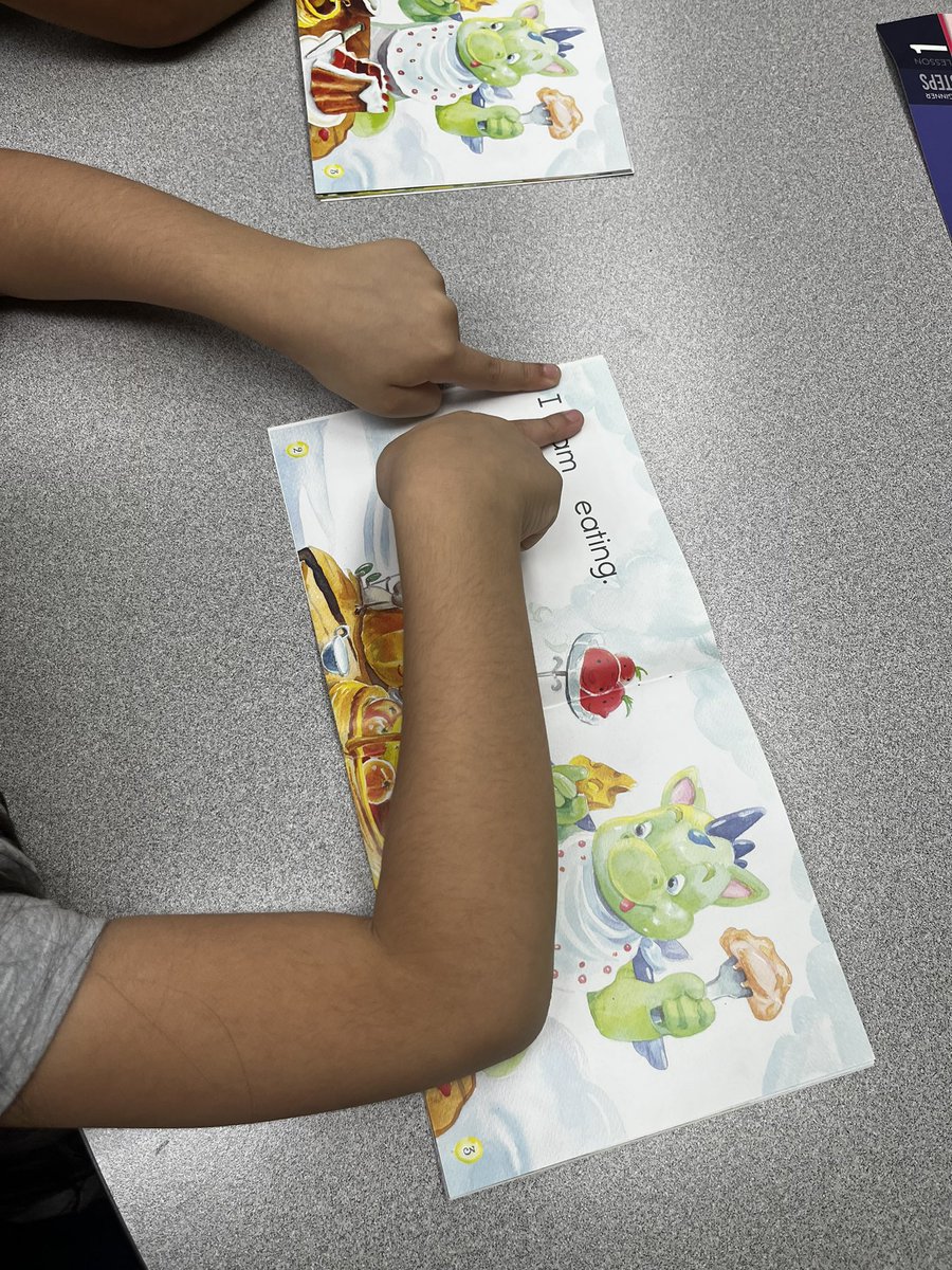 There is nothing like the excitement of reading your very first book!! Mrs. Diaz have high-fives all around!! Isn’t kindergarten magical?!? #exeterempowers <a href="/MelanieStringe4/">Melanie Dorough, Ed.D.</a>