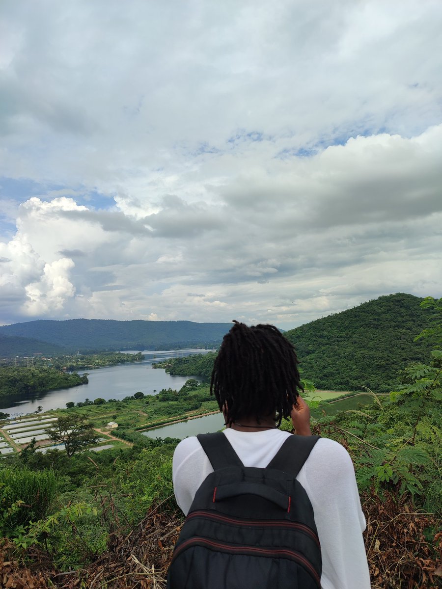 Ballie_Hashem's tweet photo. Please hug me when you see me.🥲 Existential crisis, o wa nibi
Also, here are some Thursday throwbacks of me in times of peace and tranquility.
Updating mediya and whatnot😌😌
📸 @Barrist ✨✨
#voltariver #akosombo #rivervolta https://t.co/lsXo6OVRHc
