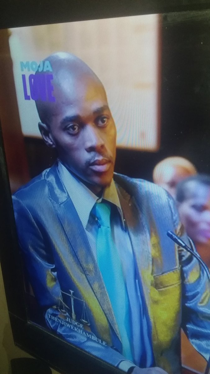 MoloantoaModise's tweet photo. πππππ he blocked me for say "Hi skinny KK" πππππ #Mapensela https://t.co/fKZhM6D5Oa