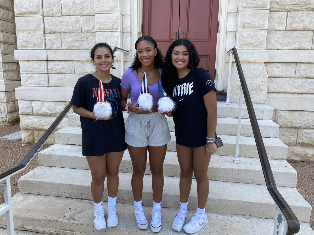 PHS Volleyball (@phsvbfno) on Twitter photo #tbt …to our varsity scavenger hunt winners on the Granbury town square!! #gnomes
📷: Aug, 2022
<a href="/RejinahHickman/">Rejinah Hickman</a> <a href="/damarisc12_/">Damaris</a> <a href="/aniyah_castrooo/">Aniyah Castro</a> #tbt …to our varsity scavenger hunt winners on the Granbury town square!! #gnomes
📷: Aug, 2022
<a href="/RejinahHickman/">Rejinah Hickman</a> <a href="/damarisc12_/">Damaris</a> <a href="/aniyah_castrooo/">Aniyah Castro</a>