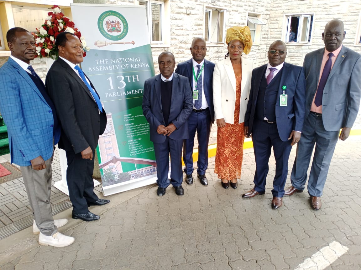 oyulajoseph's tweet photo. First Sitting of the 13th Parliament:

At the Chamber of the National Assembly to  take the Oath of Affirmation of Office pursuant to Standing Order 3 of the National Assembly. @NAssemblyKE @WanjalaHon @OundoMudenyo @HonOkuKaunya @OdangaGeoffrey https://t.co/ja8UEzn6UX