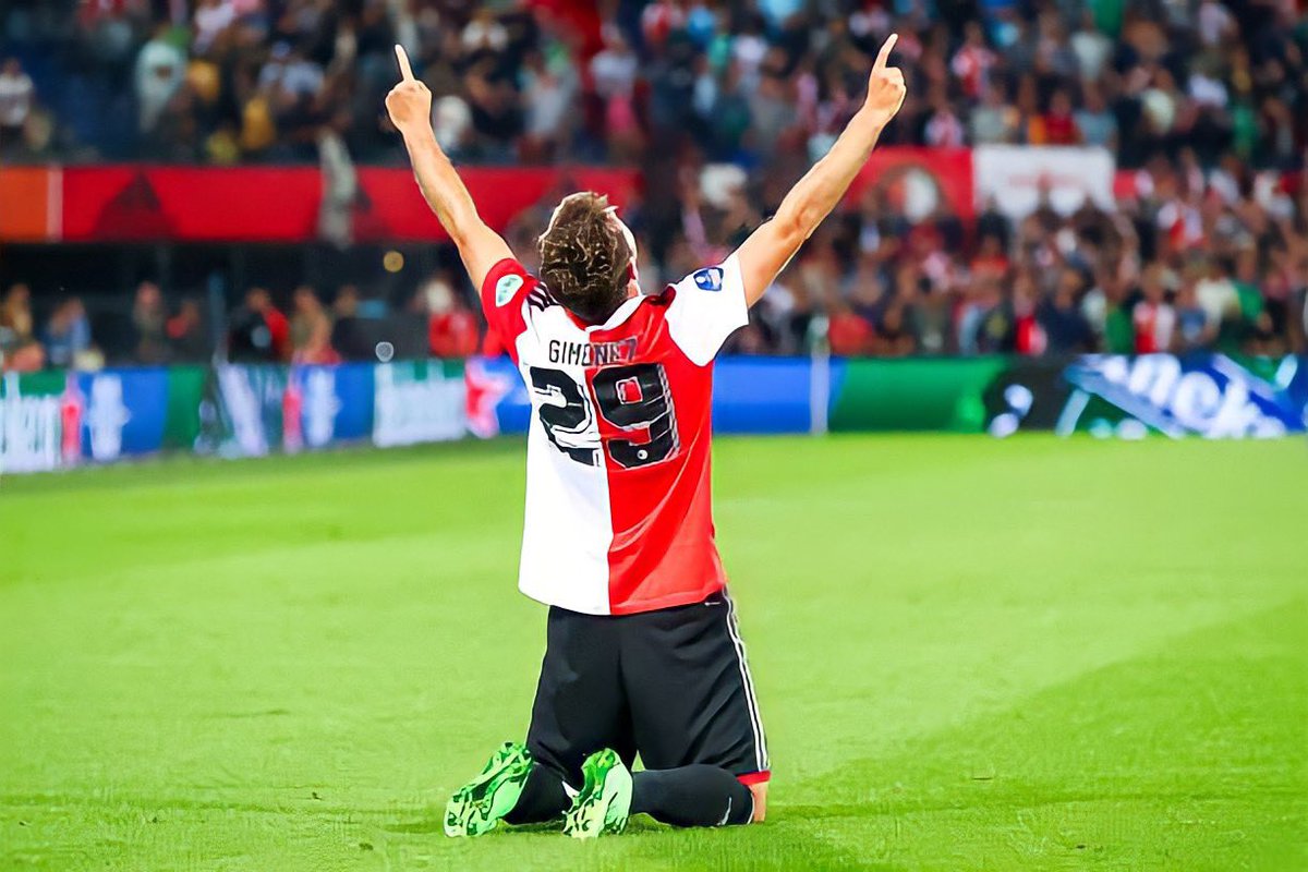 Si hoy Santiago Giménez 🇲🇽 anota en su debut de Europa League 🧡 con el Feyenoord 🇳🇱 voy a sortear $3,000MX entre los RT🔁 de esta publicación.

Solo participan seguidores.