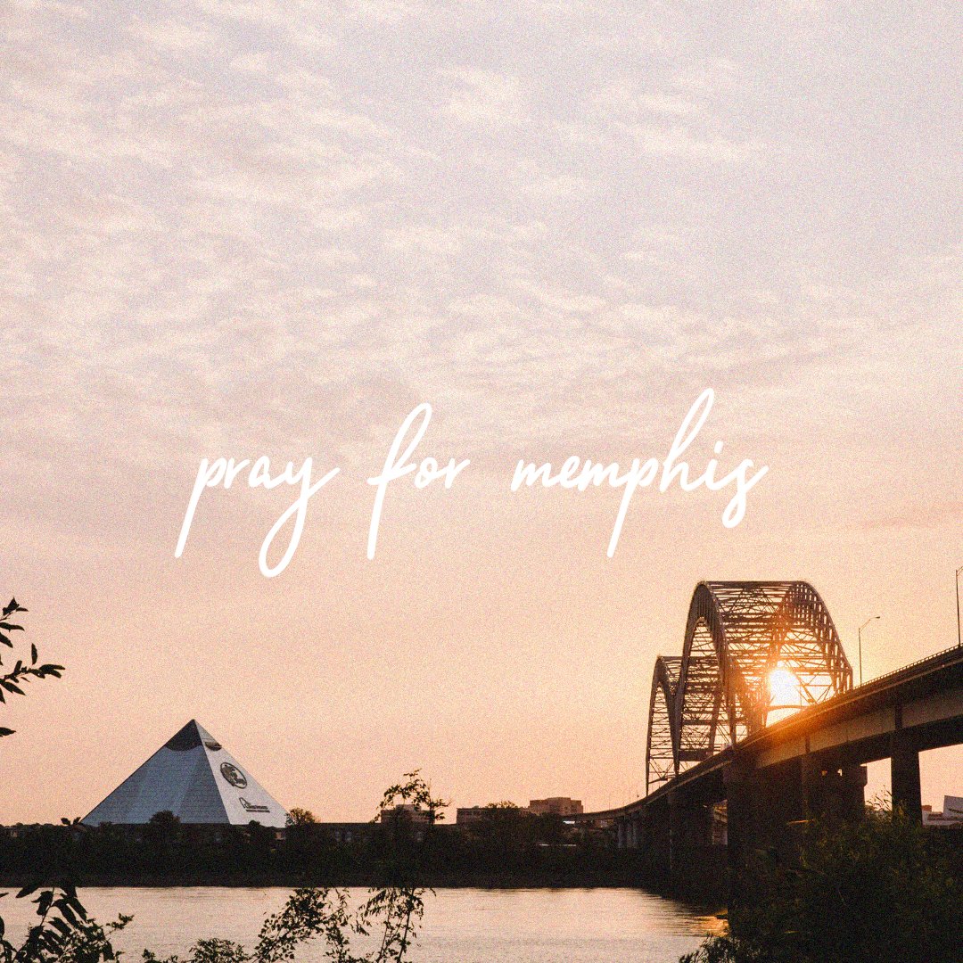 bellevuememphis's tweet photo. Lord, our hearts are heavy over all the recent evil and tragedies in the 901. Please lead us through this darkness with Your Word and help us be a light to those around us. Fill us with Your peace and provide healing to all those affected. Jesus, please heal our land. Amen. 🙏 https://t.co/qniGoxNNBO
