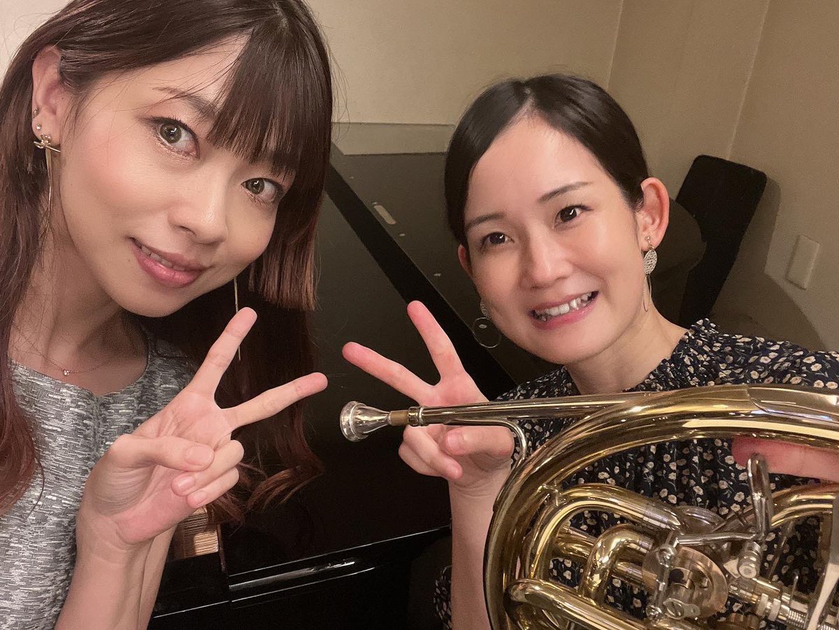 raynapiano's tweet photo. モーツァルト、ヒンデミット、F. シュトラウス、ピアントーニなどのガチクラからポップス系まで
幅広いセトリをお届けします♪
是非お越しくださいませ🫶🏻
#ホルン #horn #相原結 #mozart #hindemith #piantoni #strauss #クラシック
#RaynaEnomoto #榎本玲奈 #pianist #ピアニスト #piano #ピアノ https://t.co/ccRuEL4STH