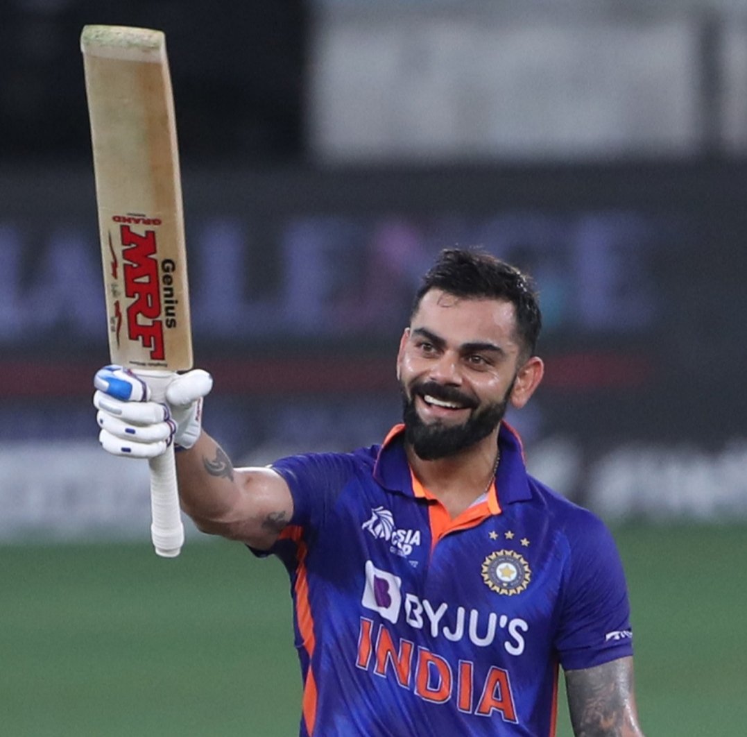_EnoshHanok's tweet photo. We're not who we are when we're standing, we're who we are when we're falling and then how we get back up.
Virat Kohli π―ππ
#Ghostisback https://t.co/yailJT0vlW
