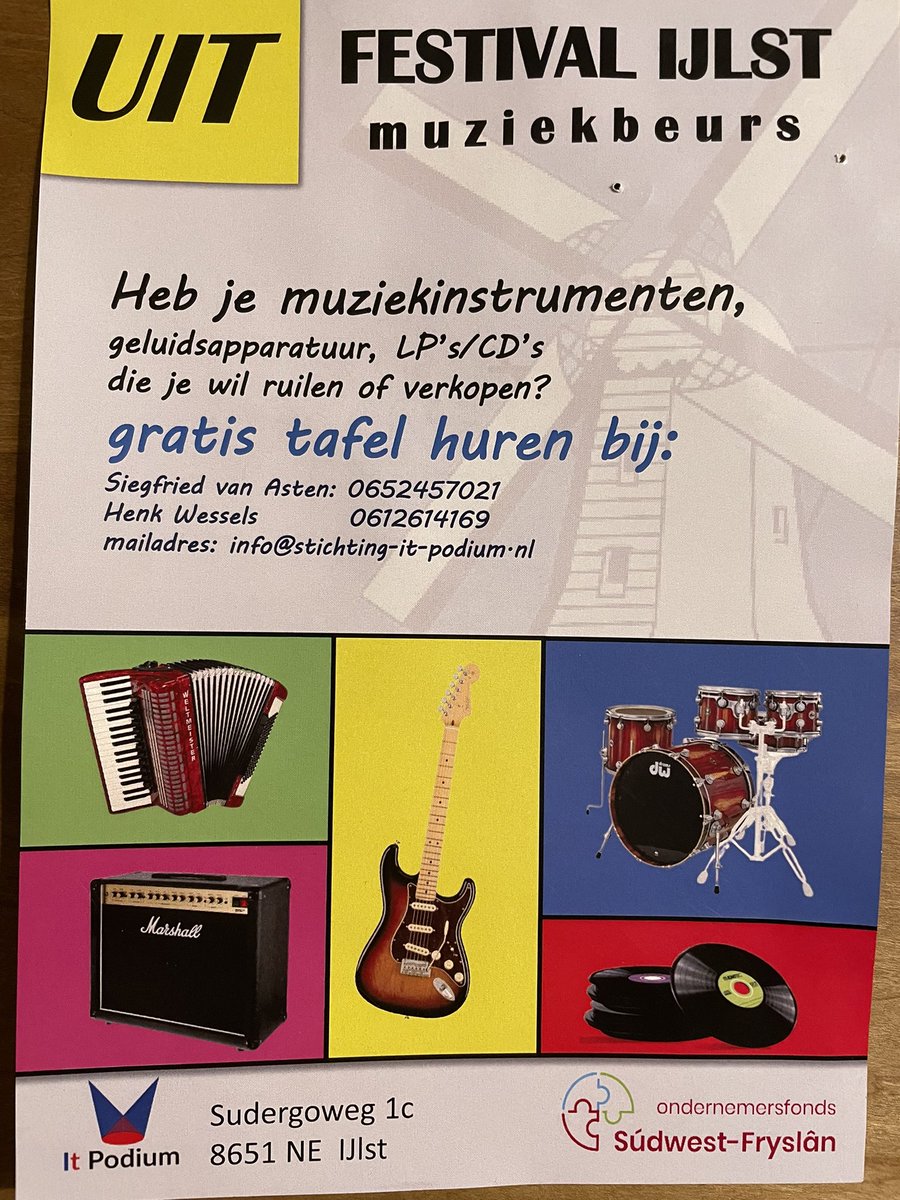 Zaterdag live muziek bij It Podium in IJlst. En kofferbakverkoop instrumenten.