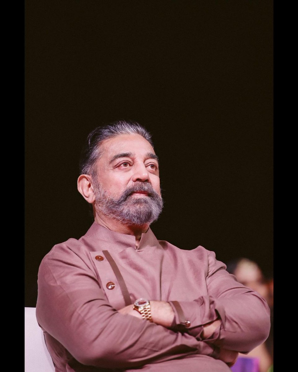 igtamil's tweet photo. Candid Clicks from Ponniyin Selvan Trailer Launch 😍
#Rajinikanth #KamalHaasan #ManiRatnam #PonniyinSelvan #PS1Trailer #PS1TrailerLaunch
@rajinikanth @ikamalhaasan https://t.co/W2ykjqwCLt