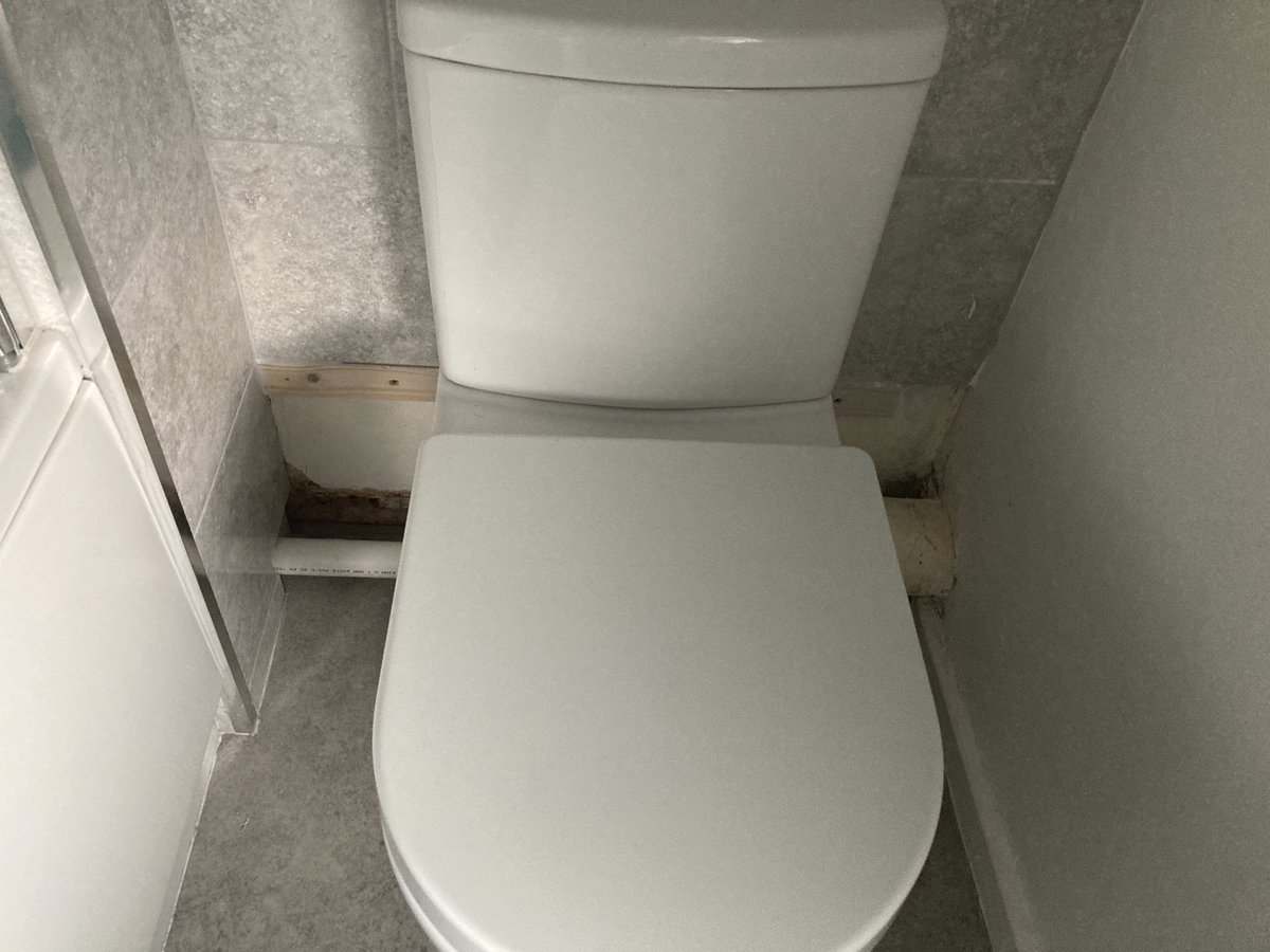 fairylaylee's tweet photo. Hi @Wickes are we ever going to get our bathroom finished?! We ordered it Aug 2021, it was started in April 22 and we’re still waiting!! We keep ringing customer services and the shop and still it won’t get done. The second fitter was meant to do it today and we’ve been let down https://t.co/JK82Zgym0e