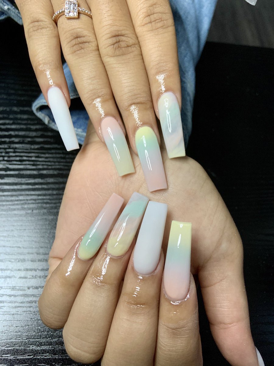 _ThinkOutLoud's tweet photo. I’m a licensed nail tech located in Concord, NC right outside of CLT. I’m opening my suite this month and is looking to grow my clientele. A simple RT would help 💕 #nails #704nails #cltnails #concordnc #ncnails #charlottenails https://t.co/cvTvvtkD2a