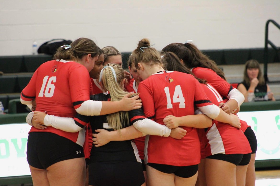 📢📢Come out and support these lady Cards as they take on Columbia tonight in a conference matchup! Gonna be a great game and we need to pack the stands with black and red!! ❤️🏐🖤