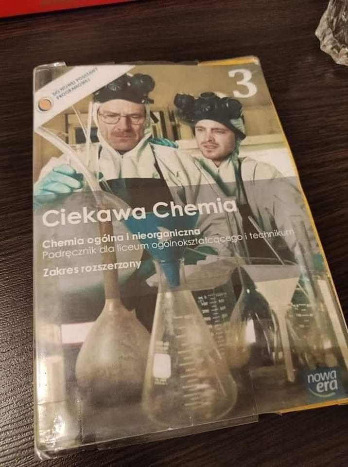 LukeChudoba's tweet image. Polish Chemistry Text books straight up have Walter White cooking drugs on the cover.🤣👌