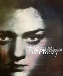 hustler471's tweet photo. The Queen be like...

#QueenElizabeth #Queen #GameOfThrones https://t.co/Ztl0DDKJg9