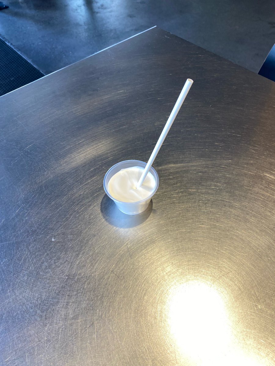 ChipotleTweets's tweet photo. Anyone thirsty? https://t.co/brauPPpkCu