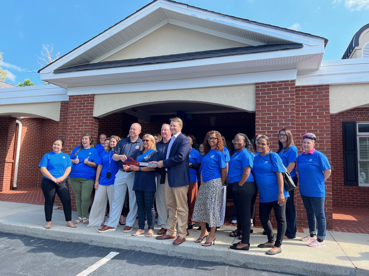 care_track's tweet photo. We appreciate the Carroll County Chamber of Commerce for helping us celebrate our new headquarters! The ribbon cutting was a great success with The Varsity for lunch, live entertainment and facility tours. 
#CareTrackHealth #newheadquarters https://t.co/m2ovQmGGwG