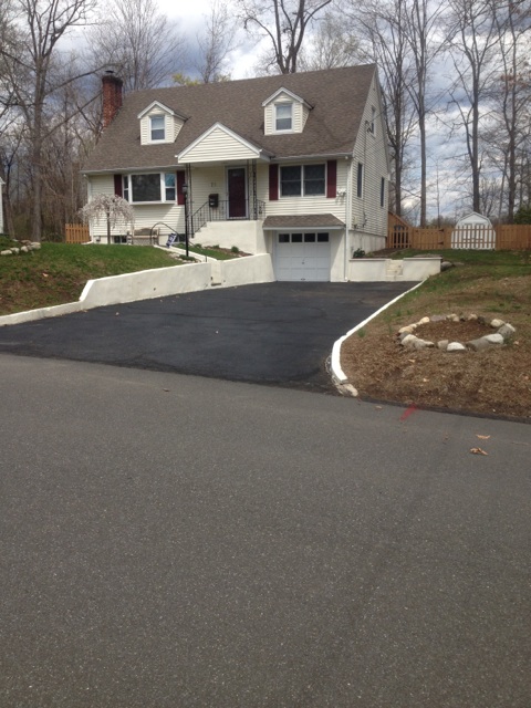RNElite's tweet photo. We are looking for a buyer on 71 Sherwood Drive #Ramsey #NJ  #realestate https://t.co/3iP4T1j0SV https://t.co/VVAD7MQILr