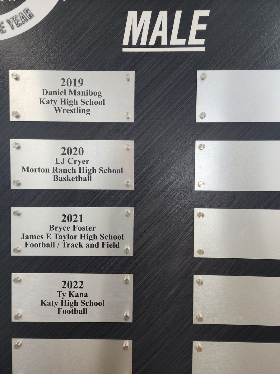 Legacy Stadium Athlete of the Year UPDATED. What a great honor for two Great Athletes. 
<a href="/tykana42/">Ty Kana</a> <a href="/simoneballard_/">Simone Ballard</a> 
<a href="/KatyISDAthletic/">Katy ISD Athletics</a>