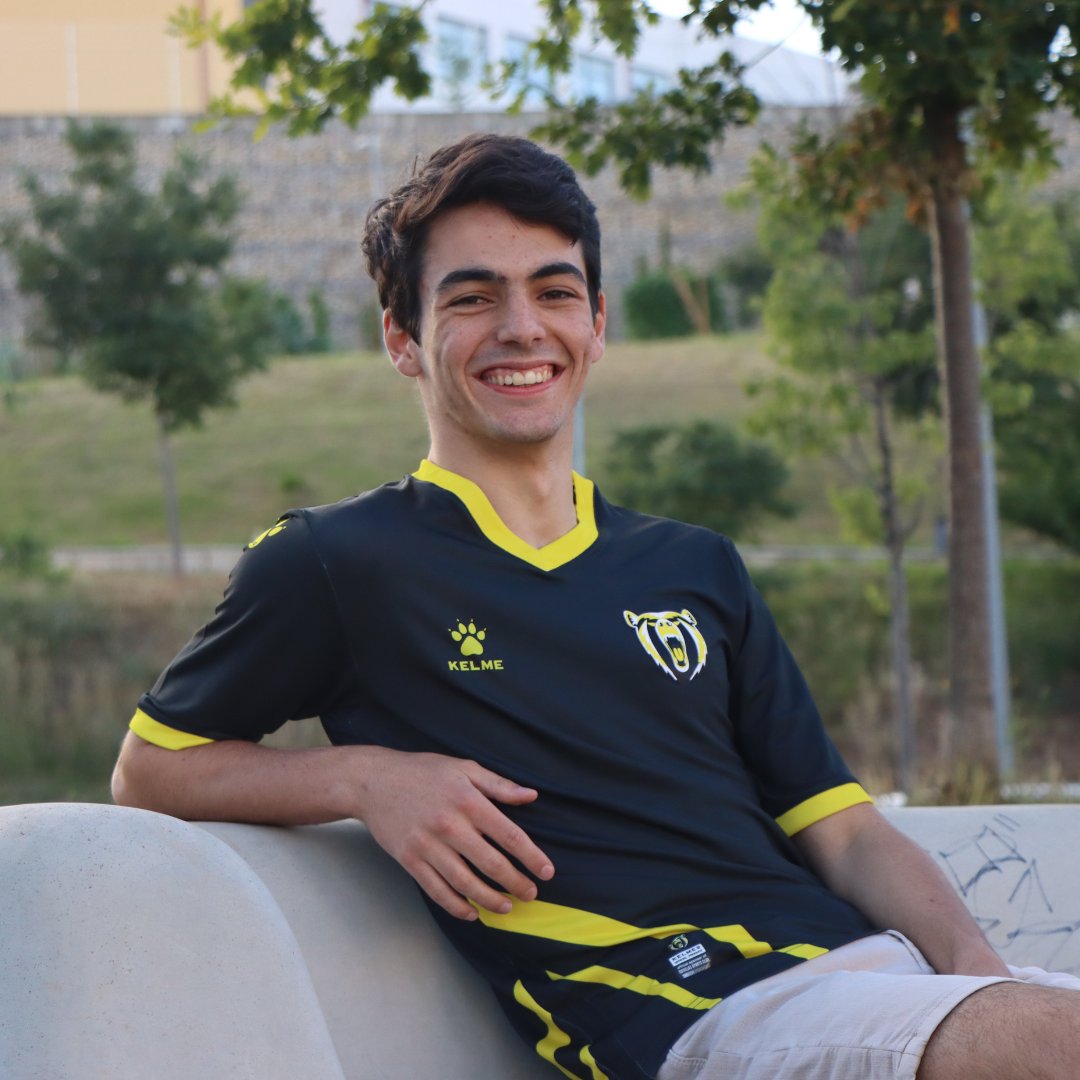 OdivelasSC's tweet photo. Hoje, o OSC apresenta-te alguns dos registos fotogrΓ‘ficos com o nosso equipamento de jogo 2022/2023! π»
Demonstra a tua #GARRADEVENCEDOR e vem fazer parte da famΓlia OSC! πͺ
#equipamentos #nacavernamandaourso #odivelassc #kelmeportugal https://t.co/vnfSi6zBu4