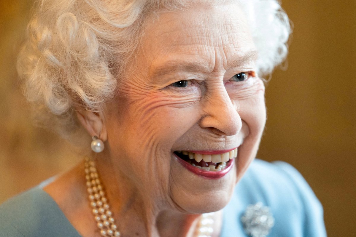 BREAKING: Queen Elizabeth has died at age 96. She was the longest-reigning monarch in British history, having spent 70 years on the throne.